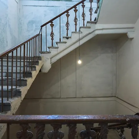 готельчик у кірхи *