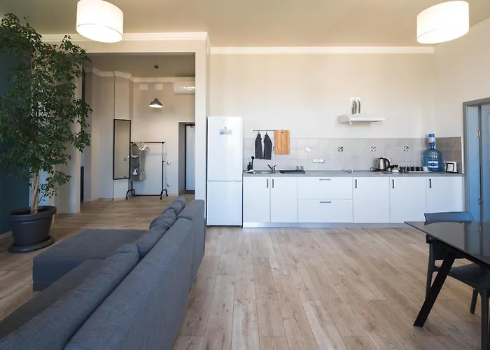 готельчик у кірхи * Odessa